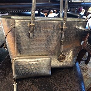 Michael Kors tote and wallet